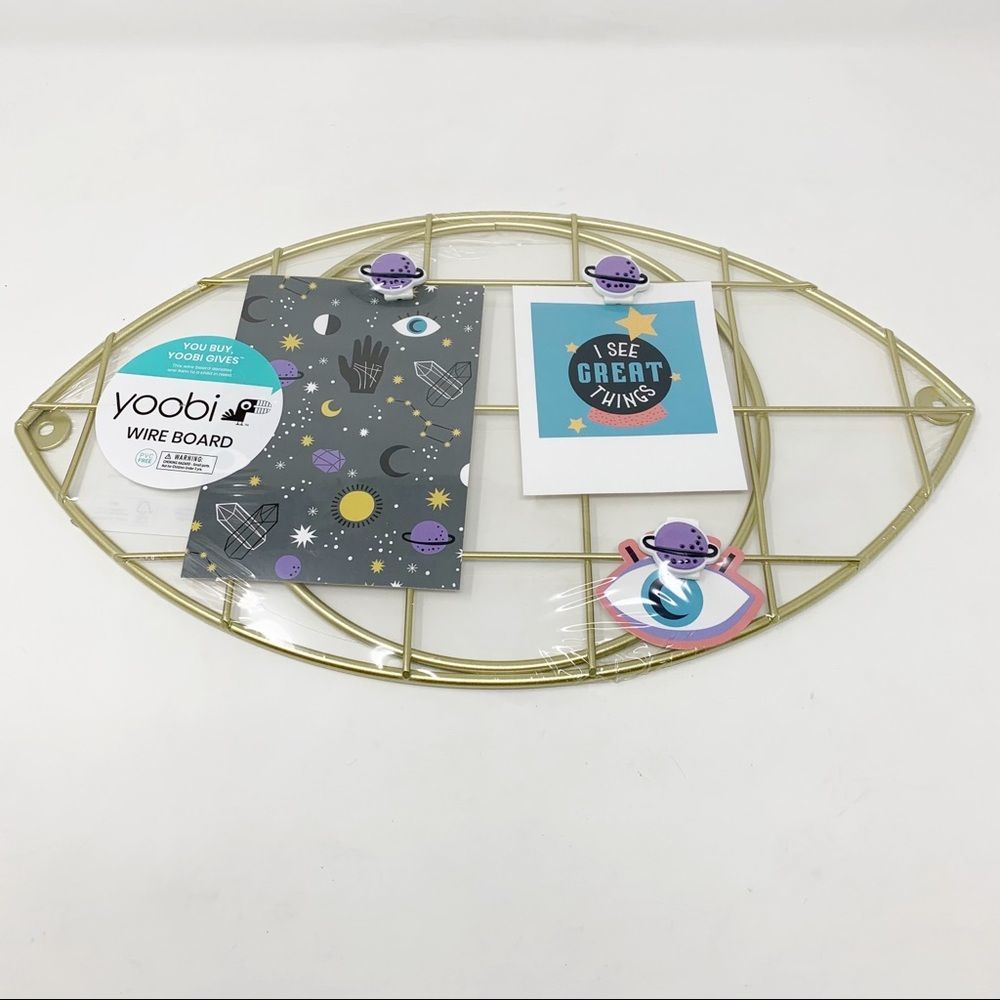 NEW Yoobi Gold Metal Wall Decor With Picture Clips